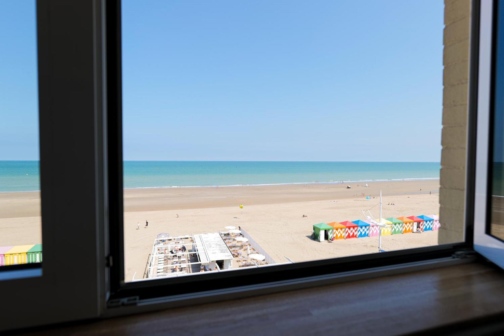 Hotel Merveilleux Cote Mer Dunkirk Екстериор снимка