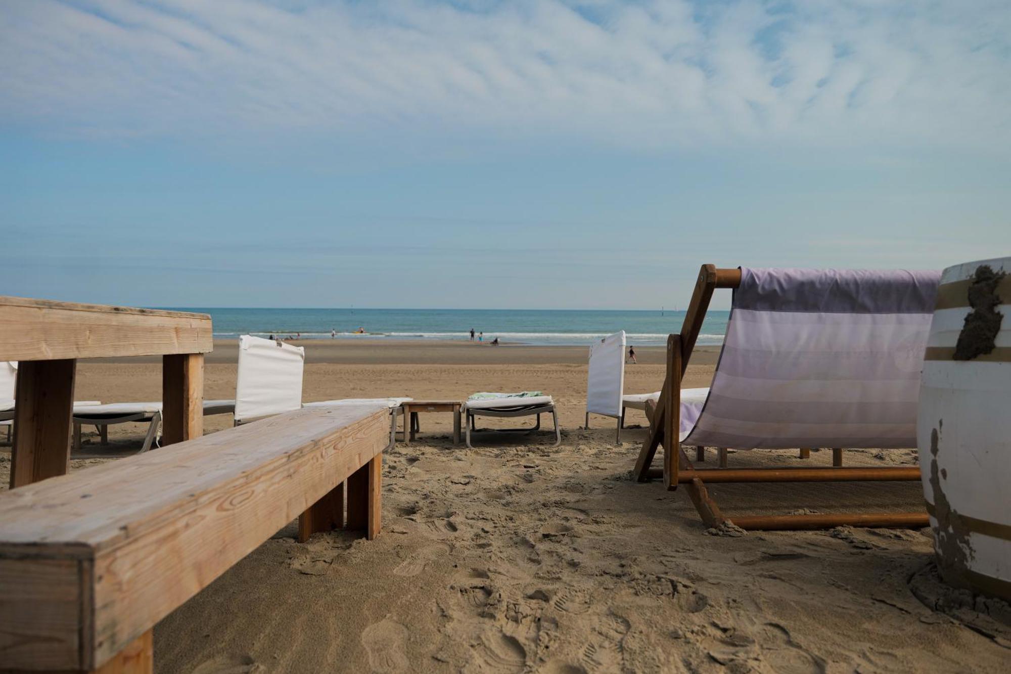 Hotel Merveilleux Cote Mer Dunkirk Екстериор снимка