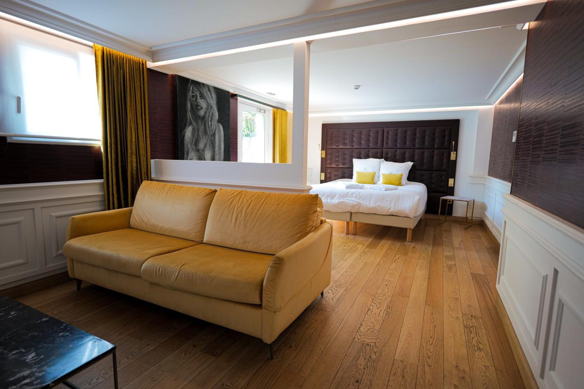 Hotel Merveilleux Cote Mer Dunkirk Екстериор снимка