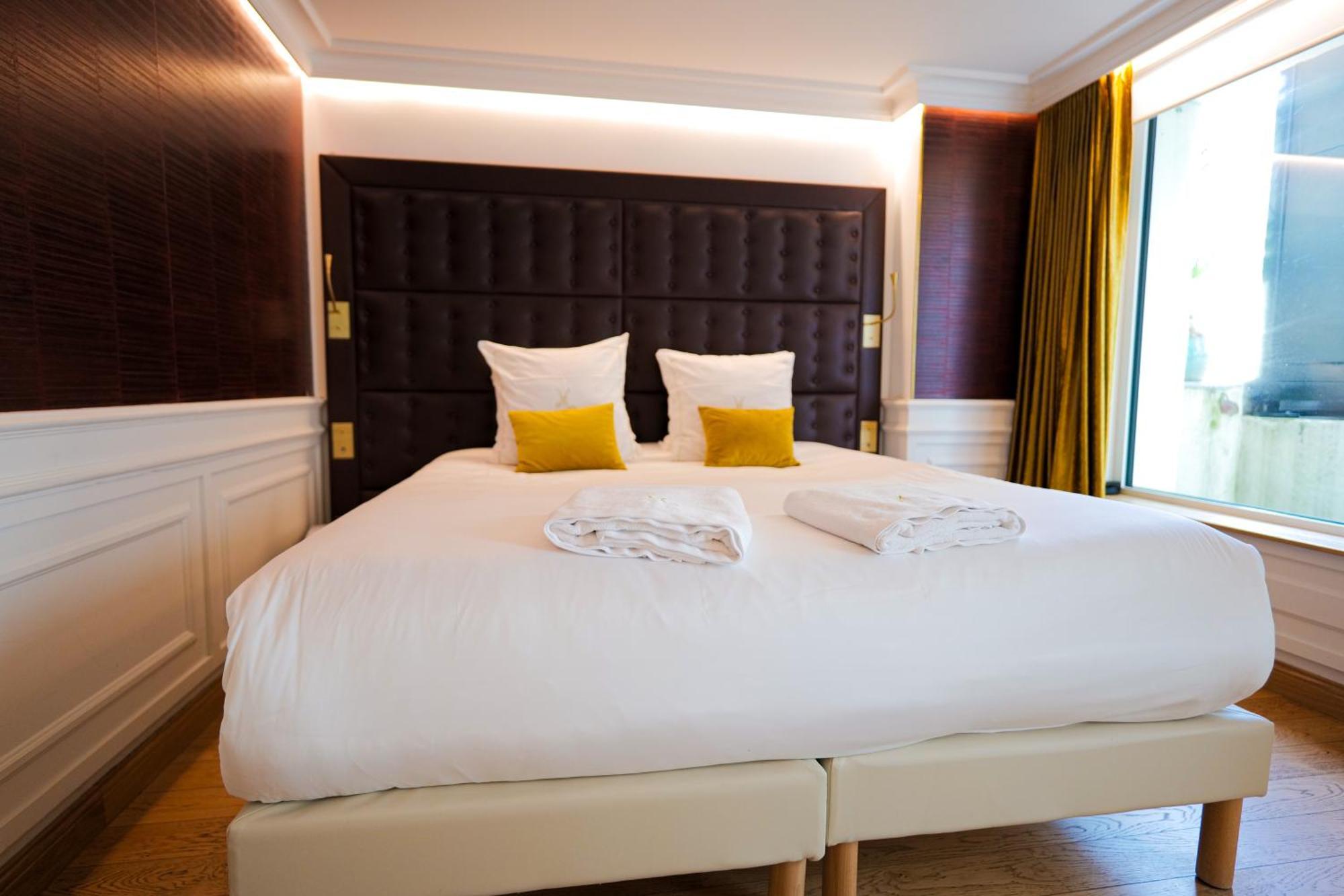 Hotel Merveilleux Cote Mer Dunkirk Екстериор снимка